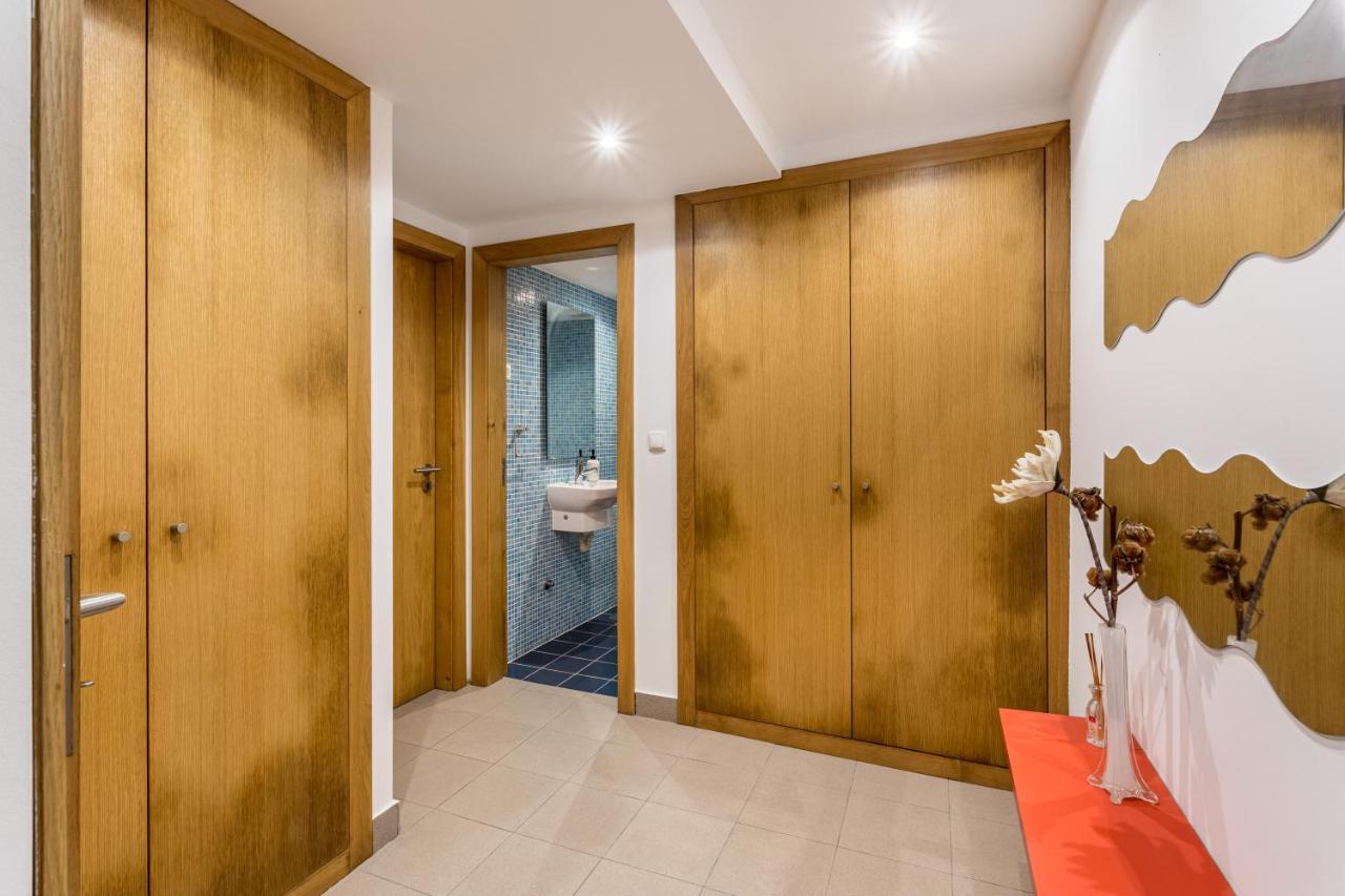 Joivy Sleek House Balcony & 2 Terraces In Porto Apartment มายา ภายนอก รูปภาพ