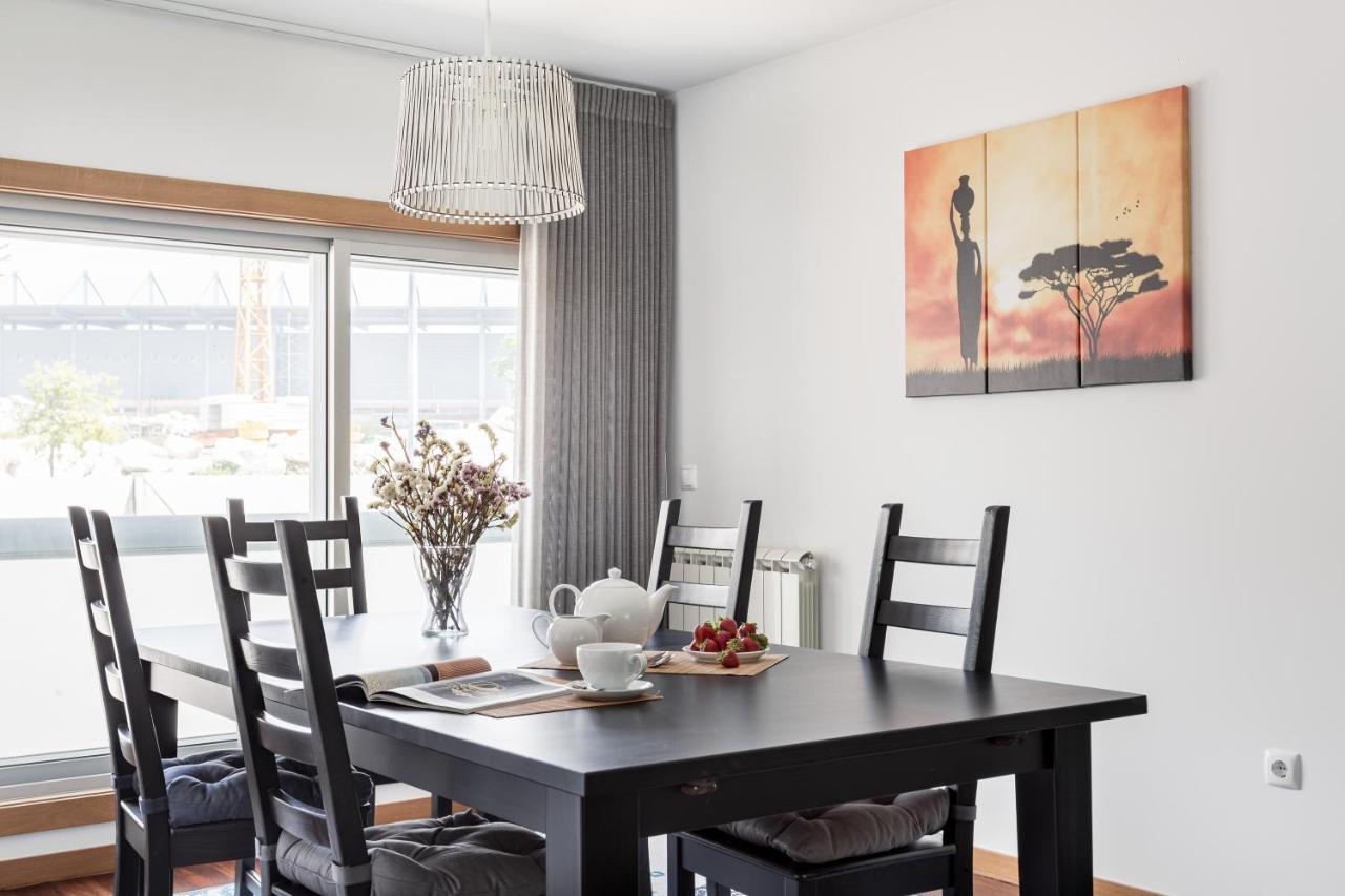 Joivy Sleek House Balcony & 2 Terraces In Porto Apartment มายา ภายนอก รูปภาพ
