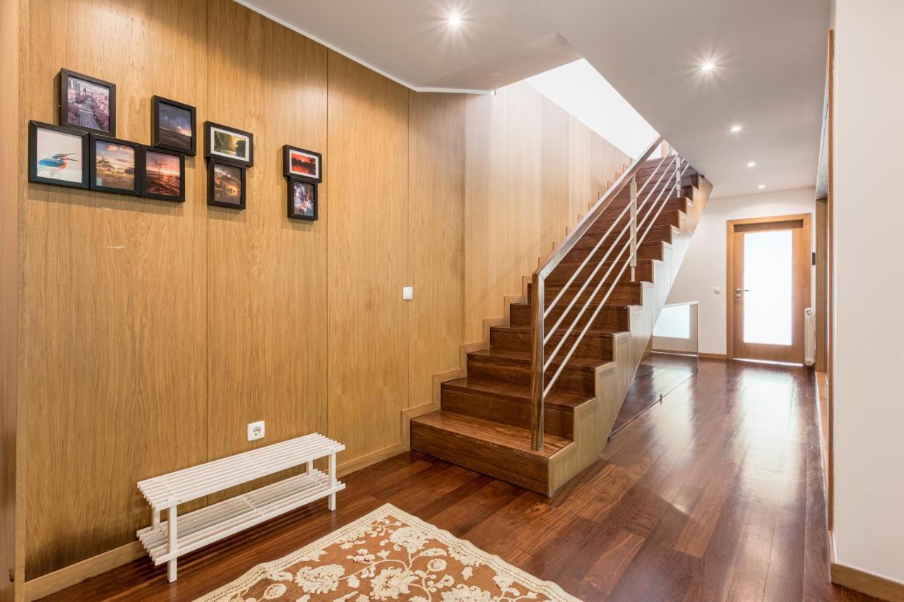 Joivy Sleek House Balcony & 2 Terraces In Porto Apartment มายา ภายนอก รูปภาพ