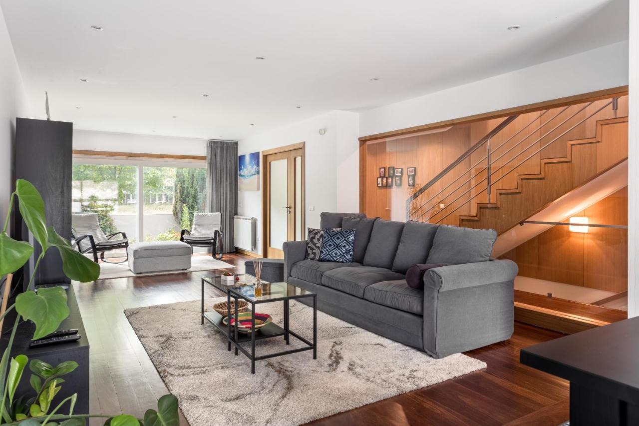 Joivy Sleek House Balcony & 2 Terraces In Porto Apartment มายา ภายนอก รูปภาพ
