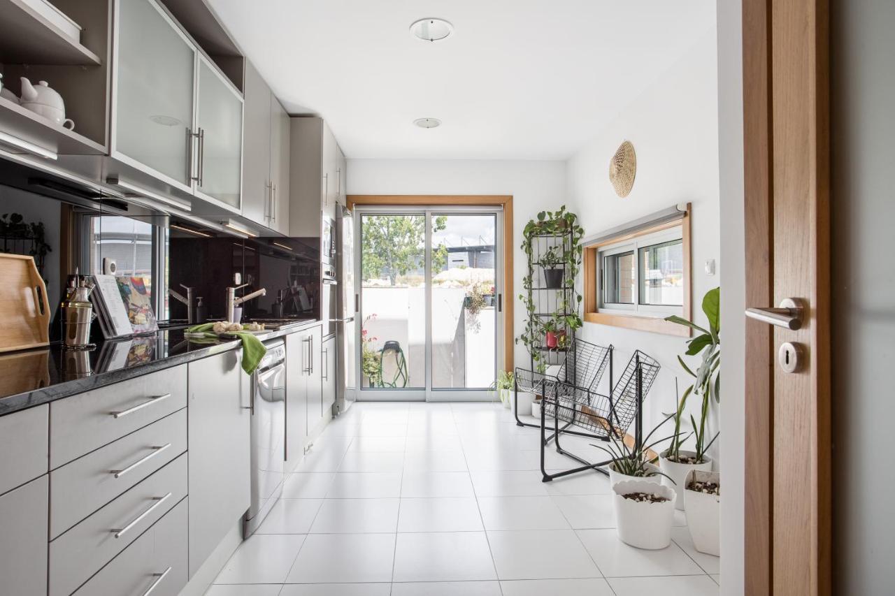 Joivy Sleek House Balcony & 2 Terraces In Porto Apartment มายา ภายนอก รูปภาพ